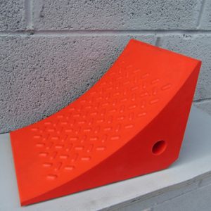 red pu hgv chock