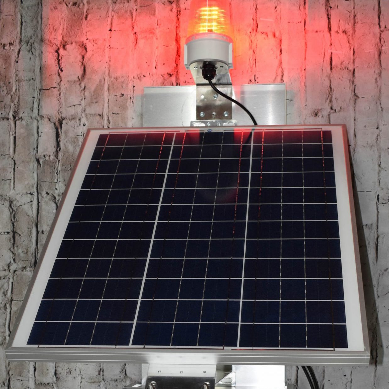 solar pilot activated offgrid lighting