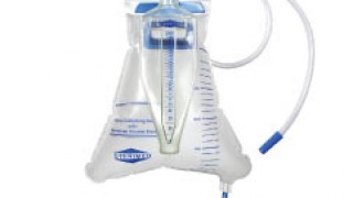 urine collecting bag with measured volume meter