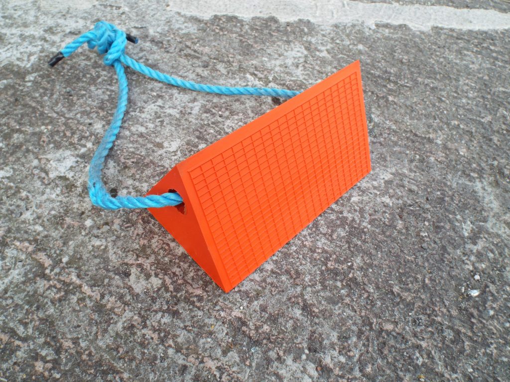 orange pu chock with blue rope